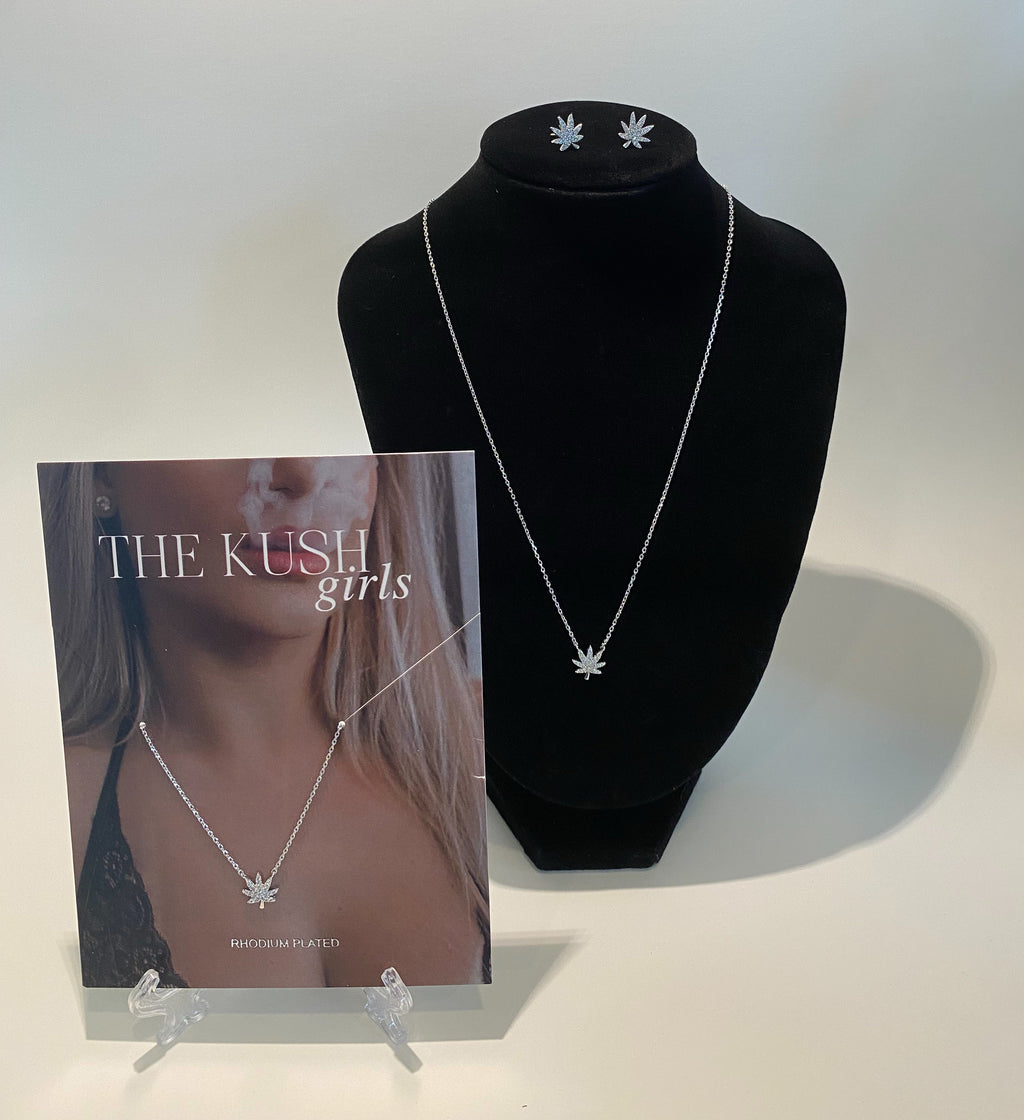 SILVER CANNABIS LEAF NECKLACE The Kush Girls