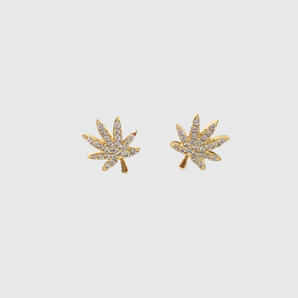 18K GOLD CANNABIS LEAF EARRING The Kush Girls