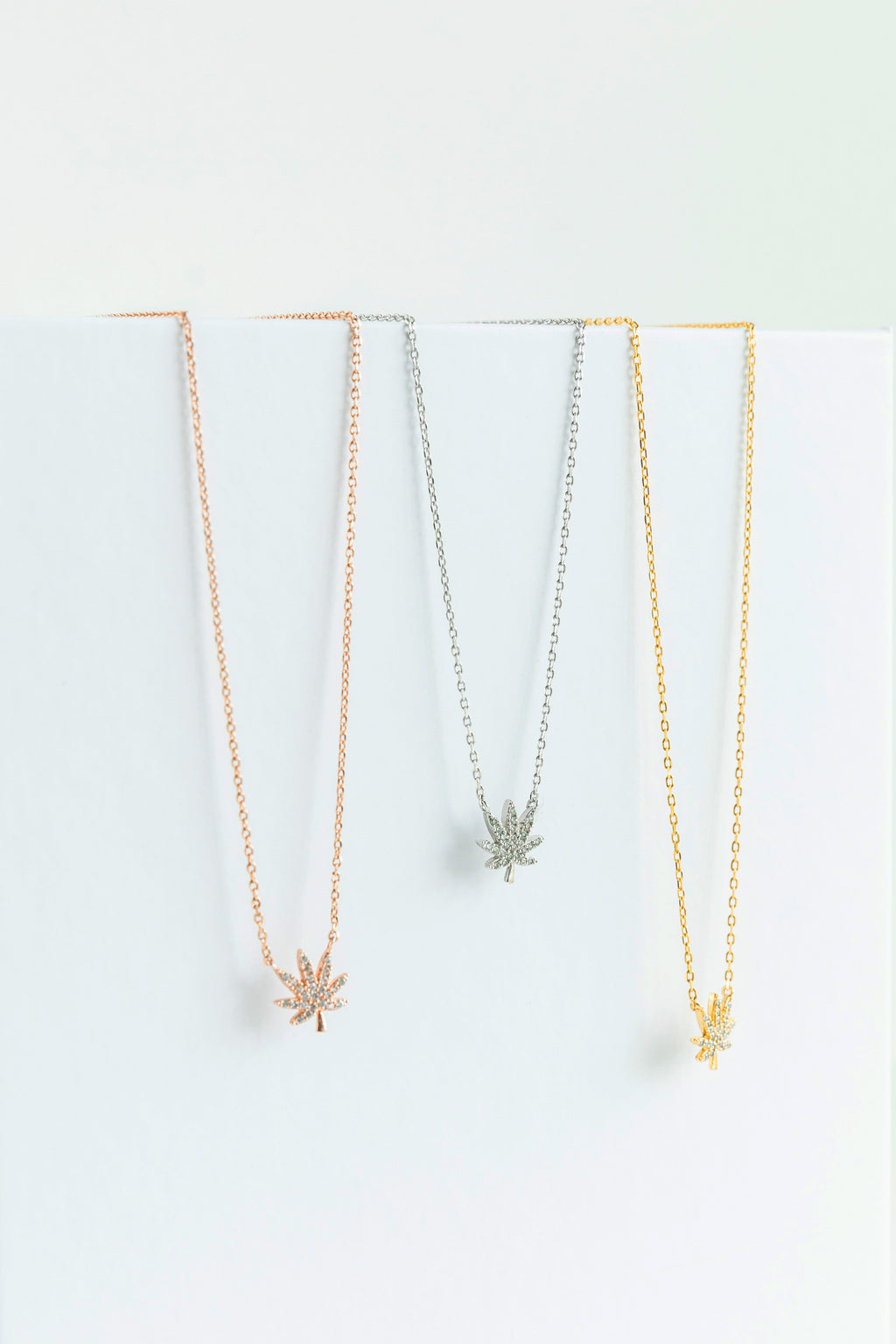 SILVER CANNABIS LEAF NECKLACE The Kush Girls