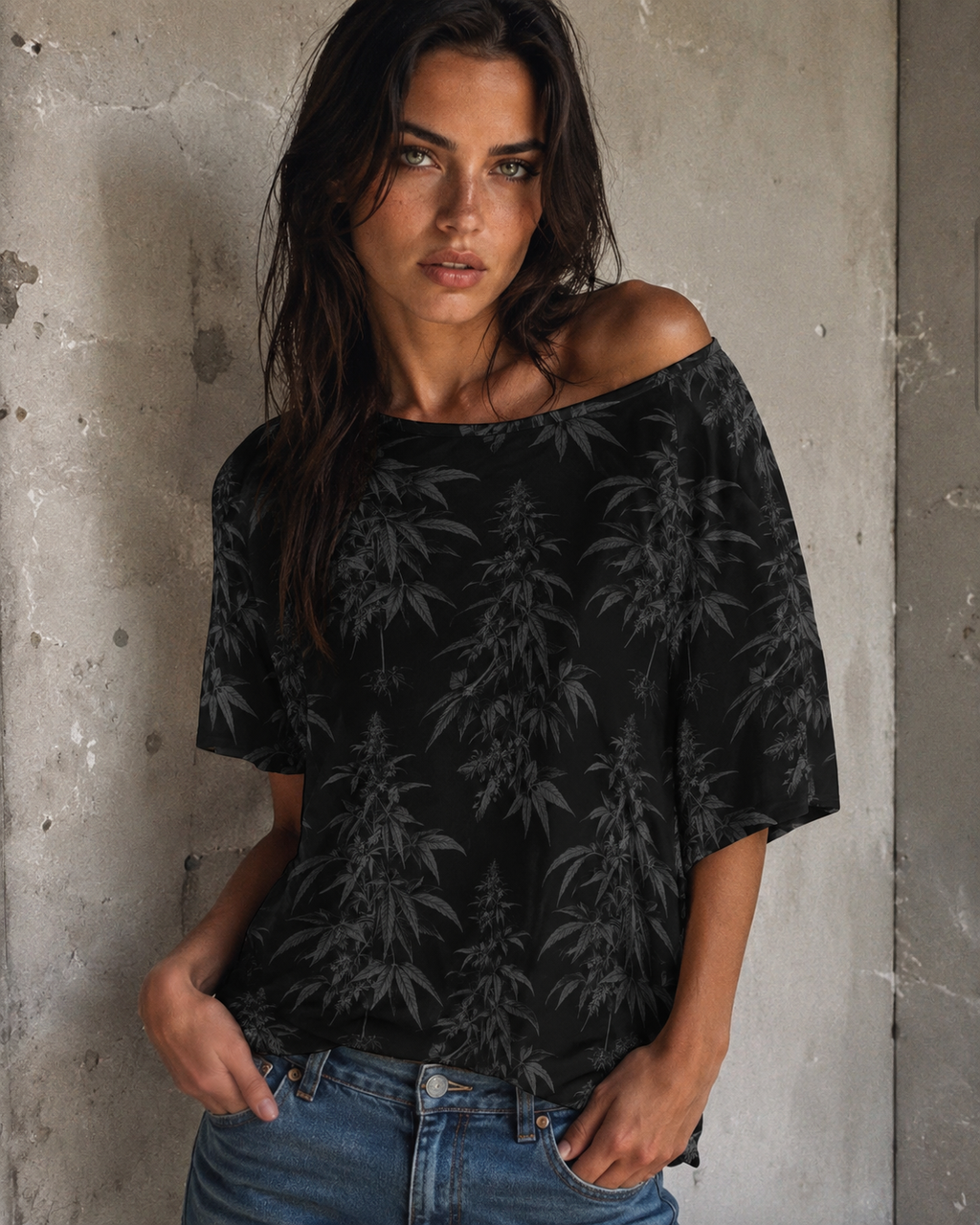 Black spider web print boat neck half-sleeve t-shirt, back view
