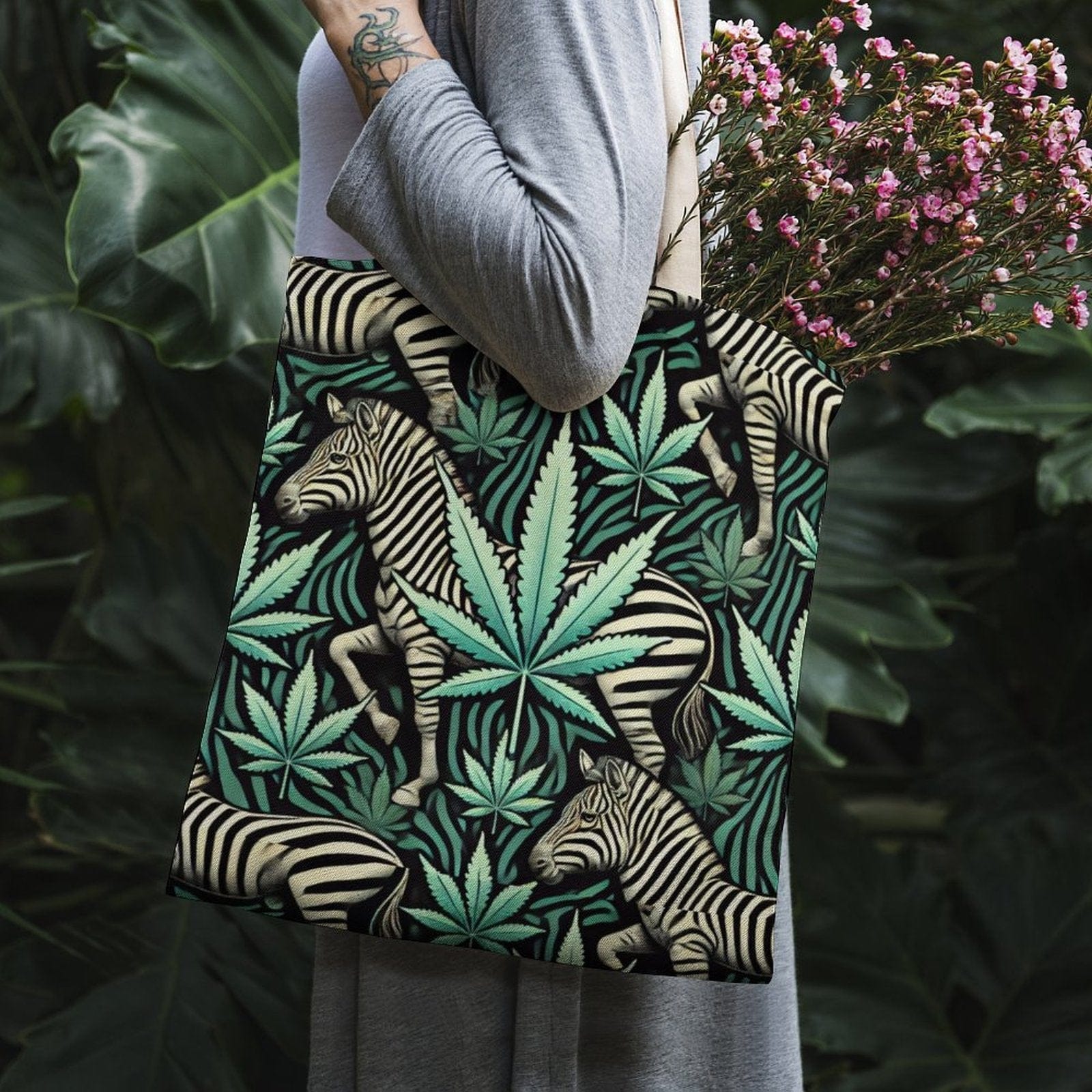 Zabra Canvas Tote Tote Handbags (1642)