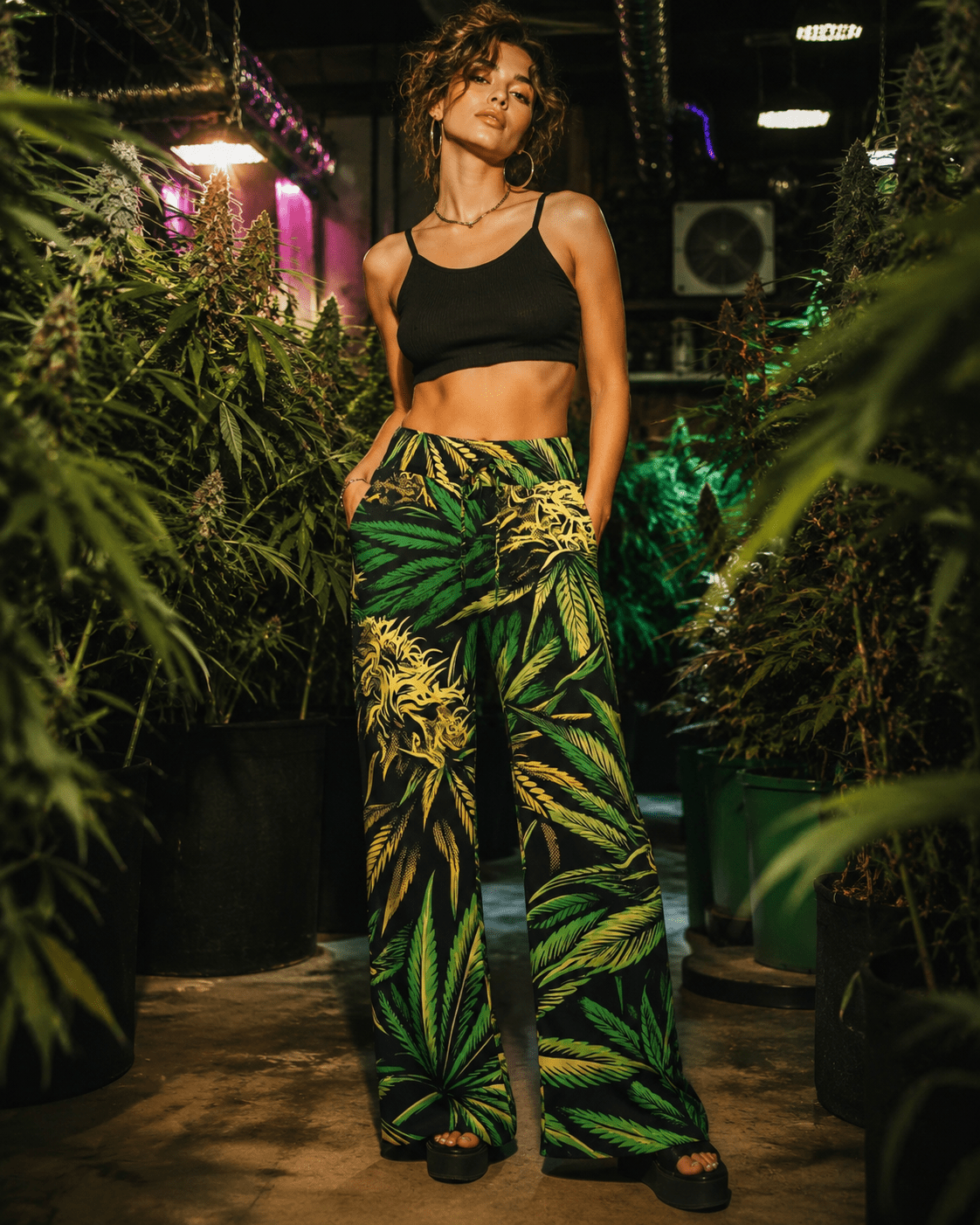 Bud print lounge pants, front view on model