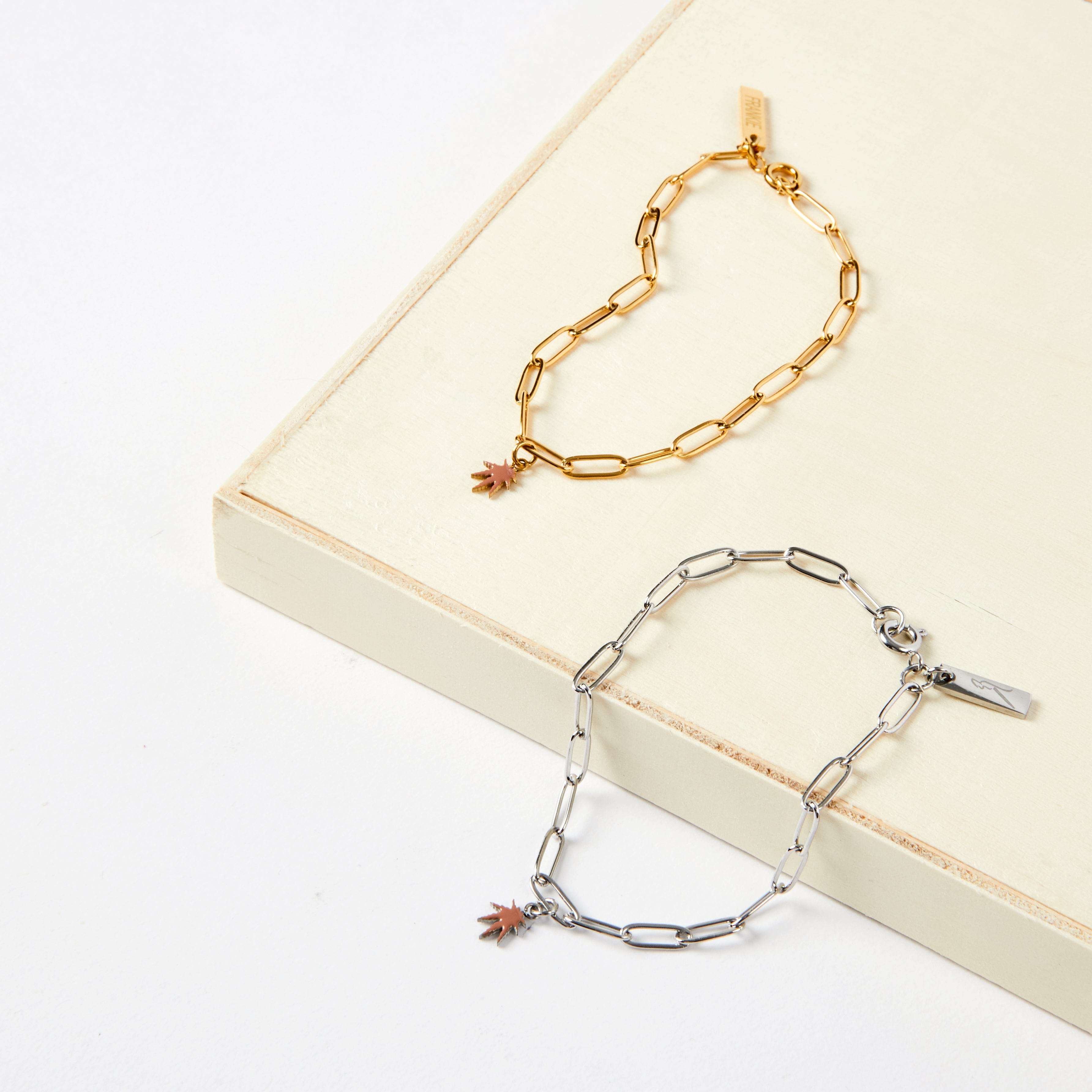 LEAF CHARM BRACELET Bracelet