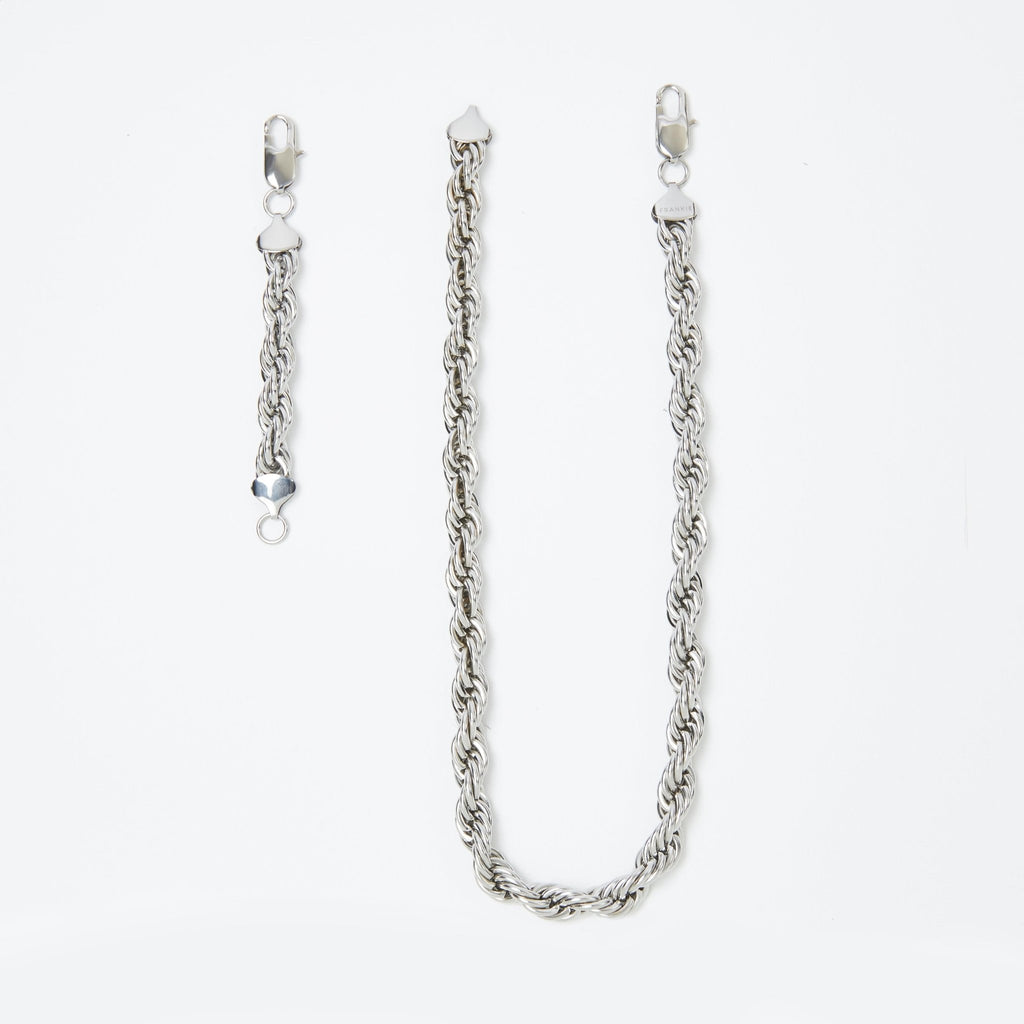 MARY'S CHAIN necklace