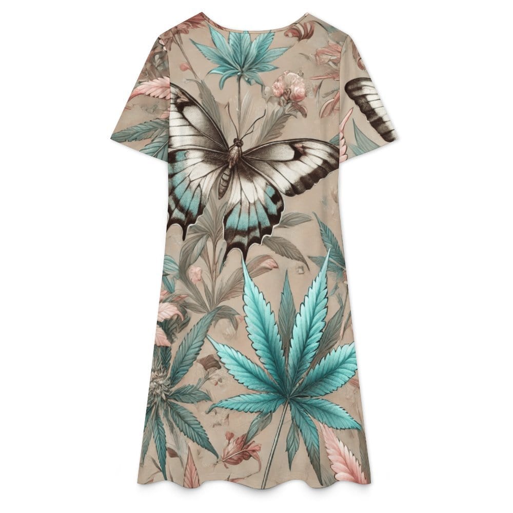 All-over print t-shirt dress, neckline detail close-up